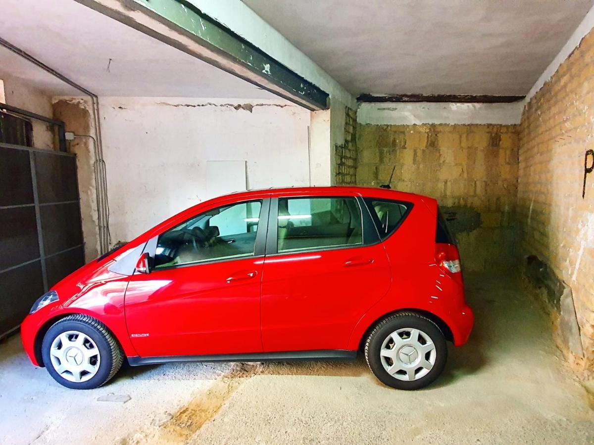 @Home Napoli エクステリア 写真